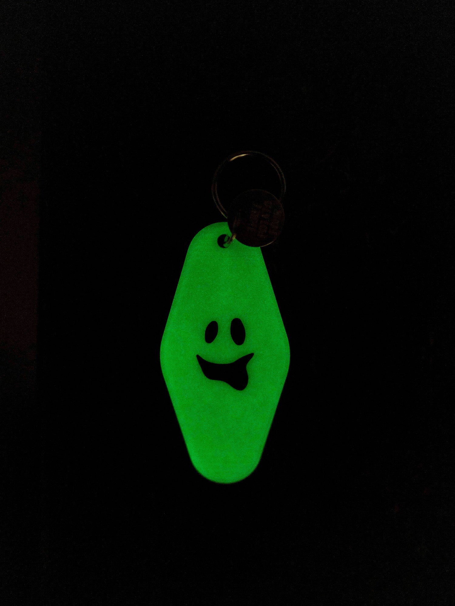 Ghost Glow in the Dark Motel Keychain