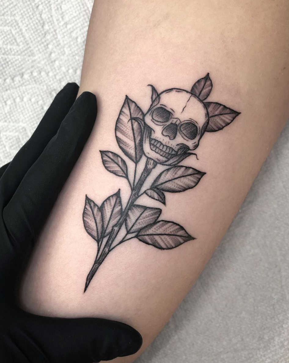 blackwork skull rose tattoo by Janice Danger