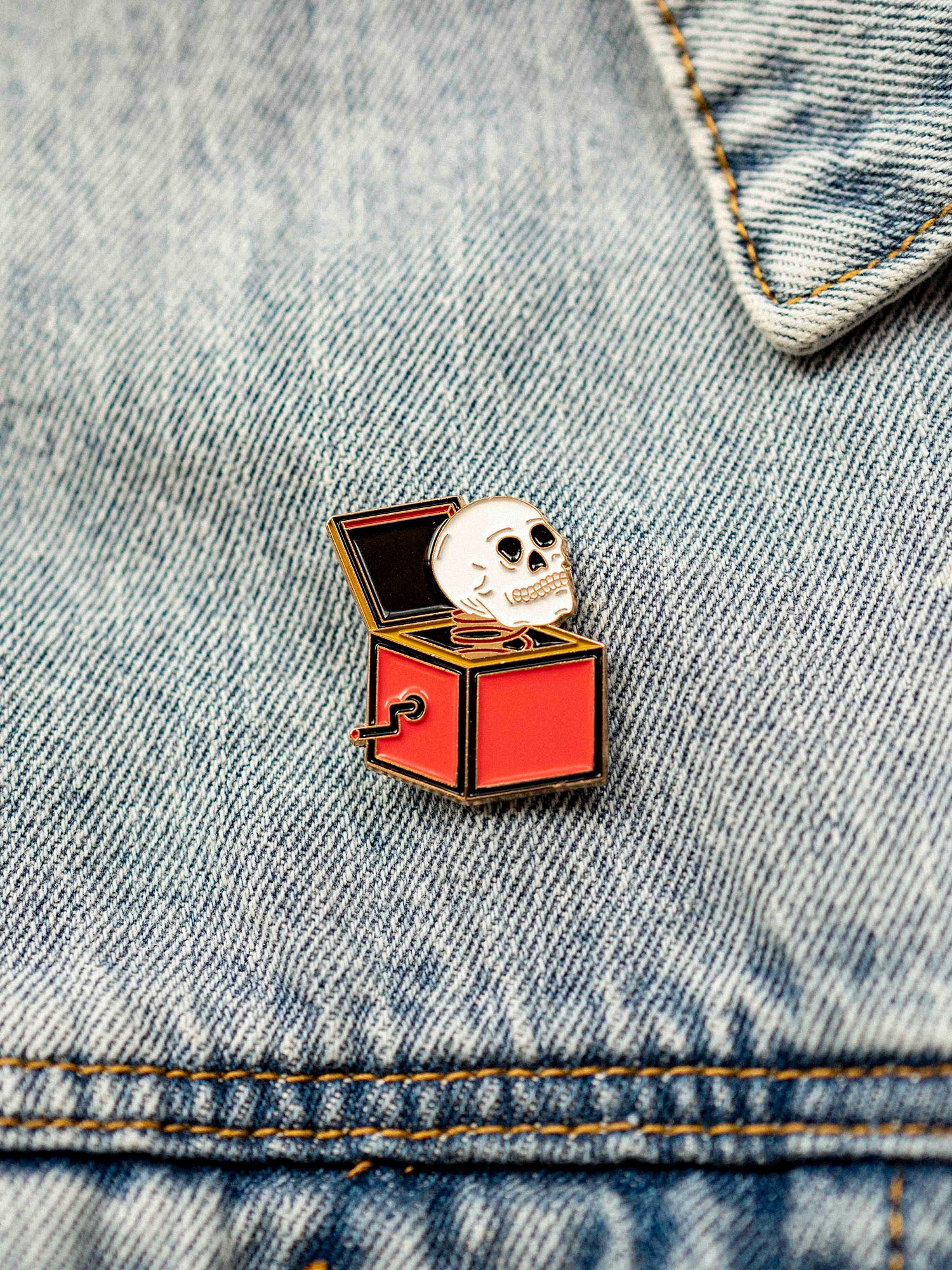 Skullbox Enamel Pin