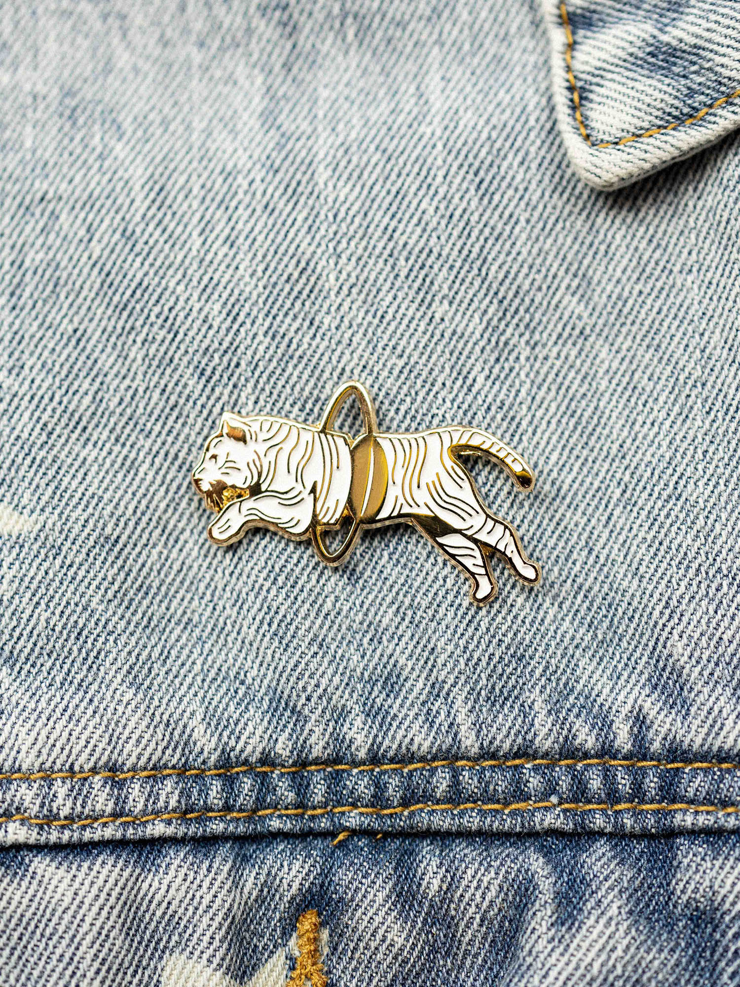 Tiger Gold and White Enamel Pin