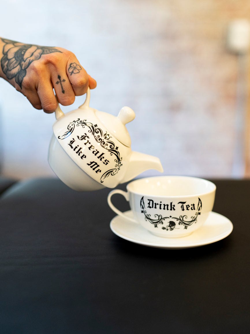 Freaks Like Me Drink Tea for one Set